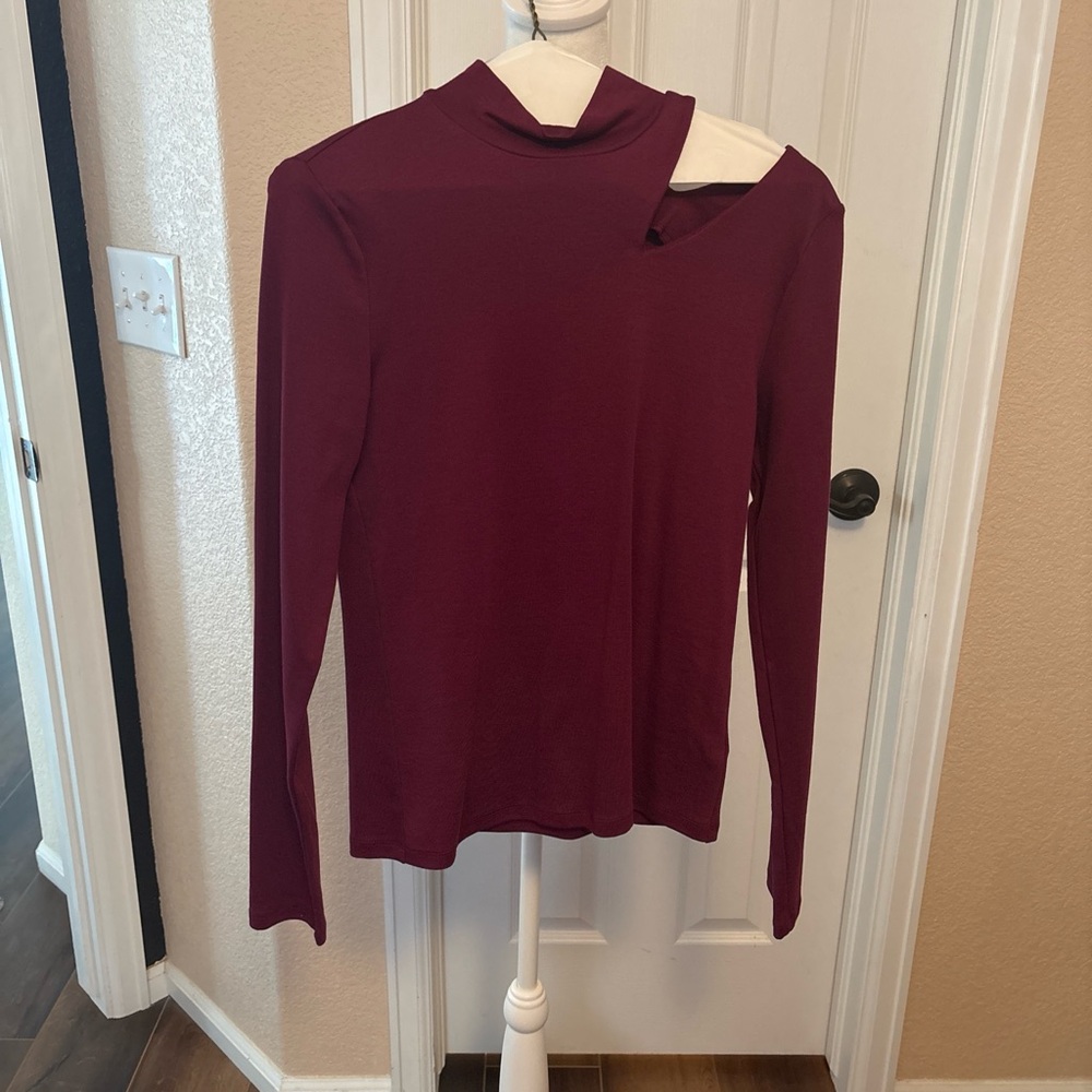 GAP Burgundy Long Sleeve Women's Top